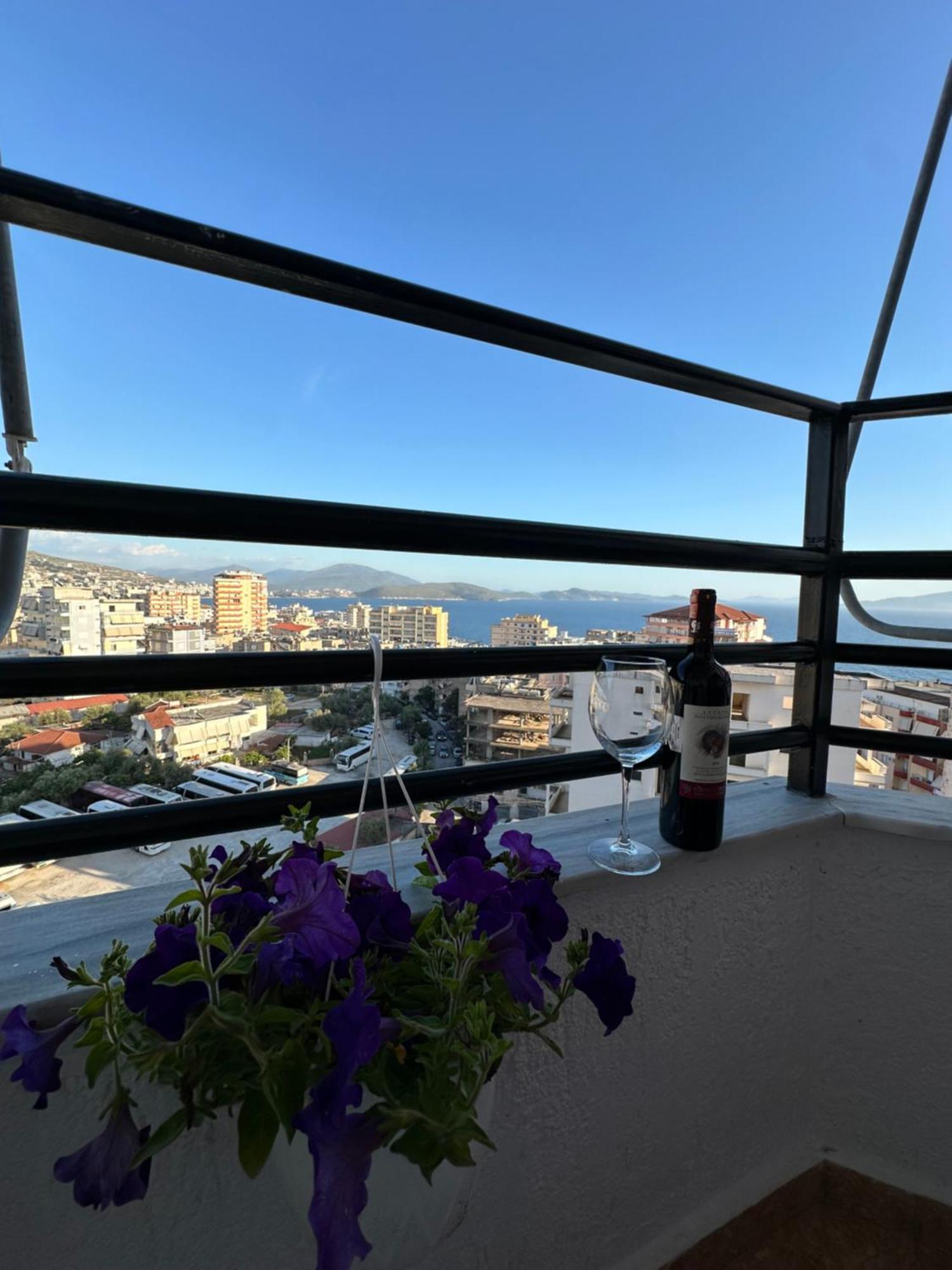 Suites Kozi Sarande Bagian luar foto